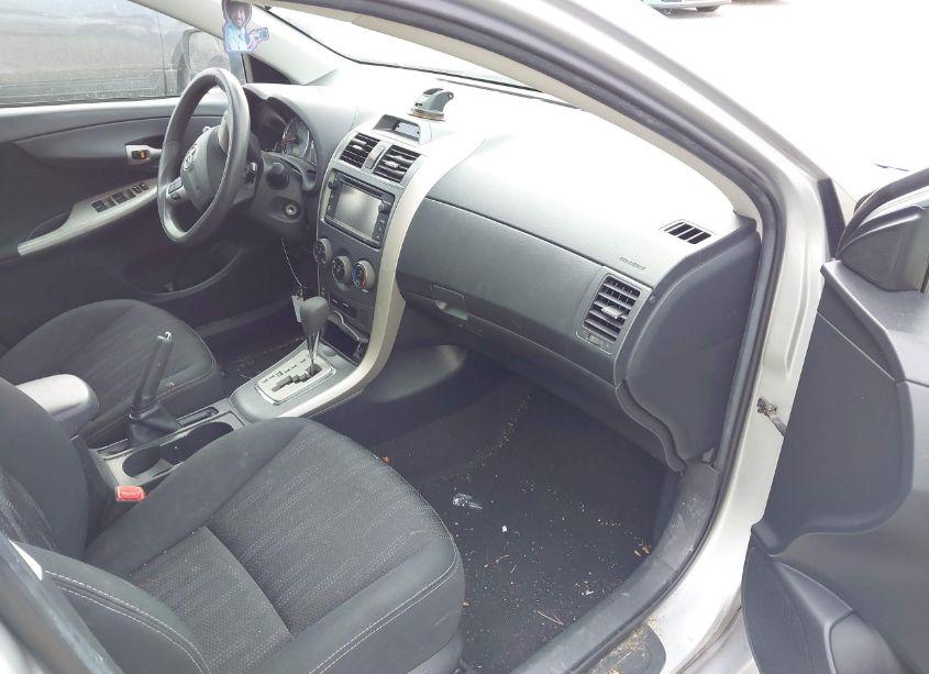 Photo 5 of 2013 Toyota Corolla S (VIN 5YFBU4EEXDP159421)