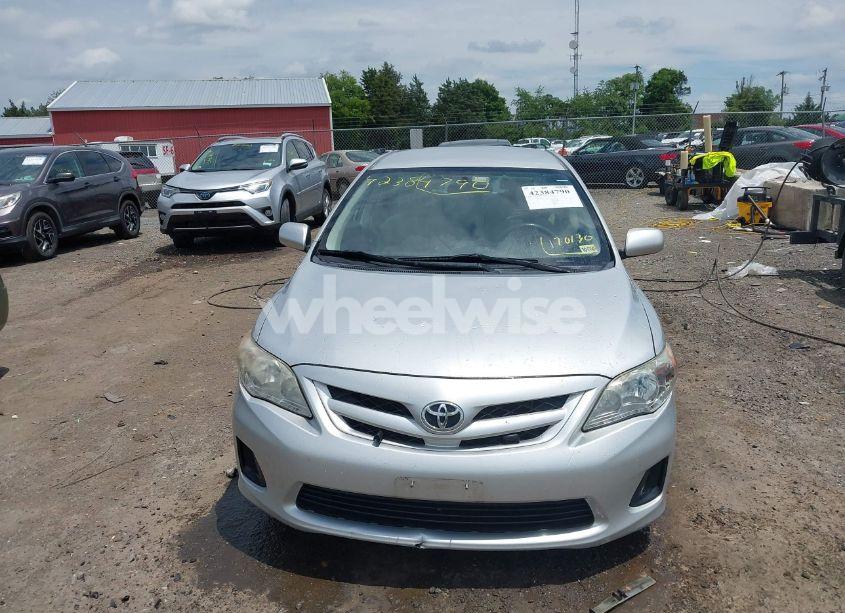 Photo 13 of 2013 Toyota Corolla L (VIN 5YFBU4EEXDP170130)