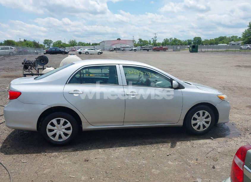 Photo 14 of 2013 Toyota Corolla L (VIN 5YFBU4EEXDP170130)