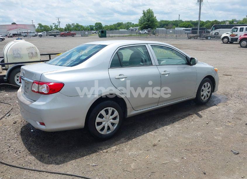 Photo 4 of 2013 Toyota Corolla L (VIN 5YFBU4EEXDP170130)