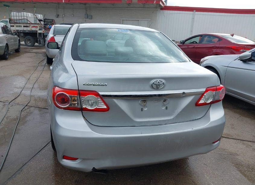 Photo 16 of 2013 Toyota Corolla L (VIN 5YFBU4EEXDP196663)