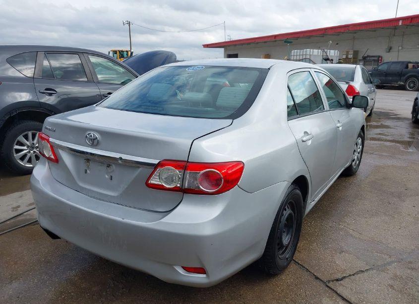 Photo 4 of 2013 Toyota Corolla L (VIN 5YFBU4EEXDP196663)