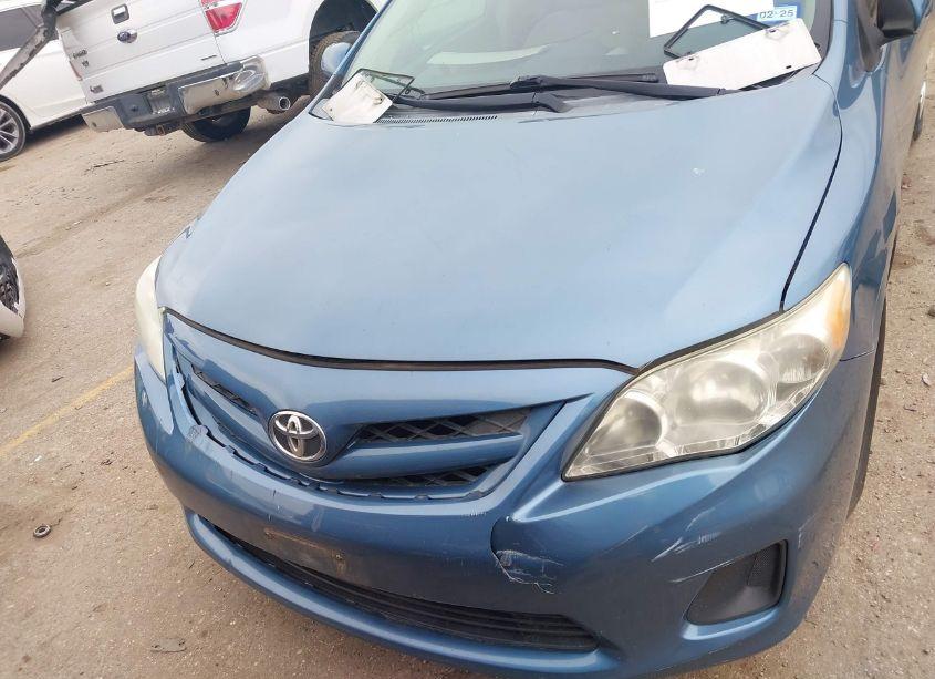 Photo 12 of 2013 Toyota Corolla L (VIN 5YFBU4EEXDP209461)