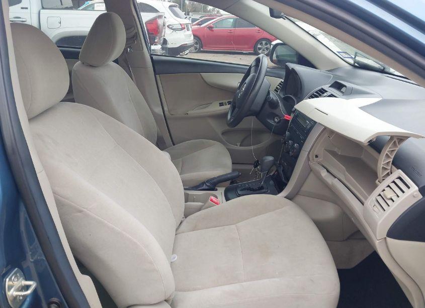 Photo 5 of 2013 Toyota Corolla L (VIN 5YFBU4EEXDP209461)