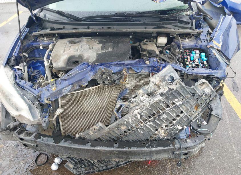 Photo 10 of 2014 Toyota Corolla S PLUS (VIN 5YFBURHE0EP015886)