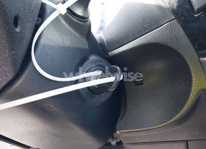 Photo 11 of 2014 Toyota Corolla L (VIN 5YFBURHE0EP035278)