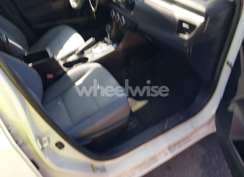 Photo 5 of 2014 Toyota Corolla L (VIN 5YFBURHE0EP035278)