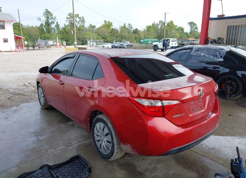 Photo 3 of 2014 Toyota Corolla LE (VIN 5YFBURHE0EP062139)