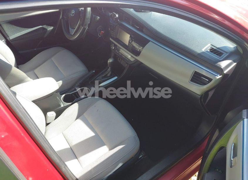 Photo 5 of 2014 Toyota Corolla LE (VIN 5YFBURHE0EP062139)