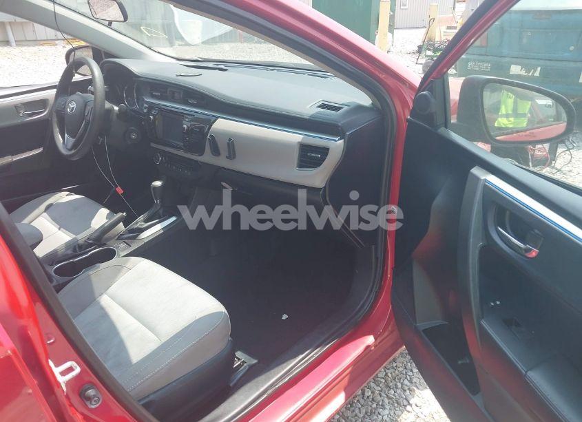 Photo 5 of 2014 Toyota Corolla LE (VIN 5YFBURHE0EP069107)