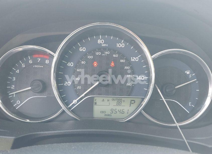 Photo 7 of 2014 Toyota Corolla LE (VIN 5YFBURHE0EP069107)