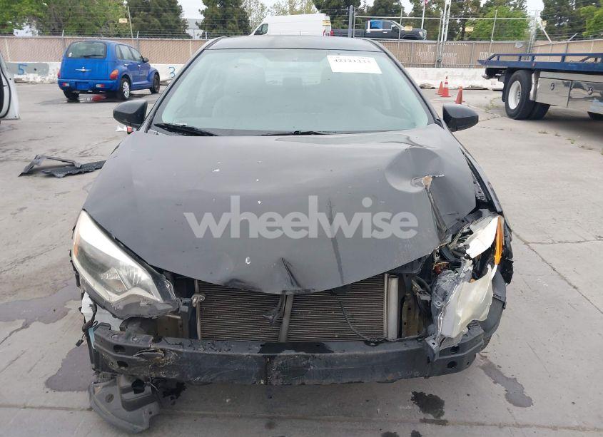 Photo 12 of 2014 Toyota Corolla LE (VIN 5YFBURHE0EP076364)
