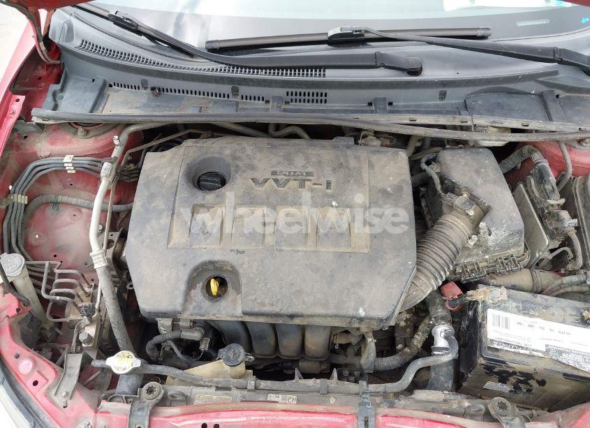 Photo 10 of 2014 Toyota Corolla LE (VIN 5YFBURHE0EP080270)