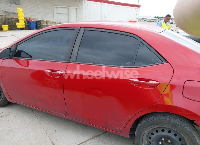 Photo 14 of 2014 Toyota Corolla LE (VIN 5YFBURHE0EP080270)