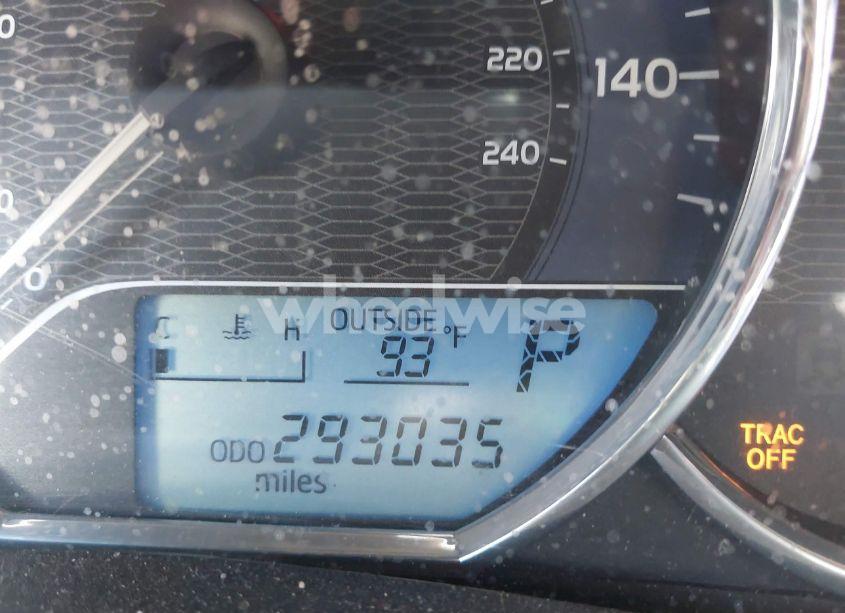 Photo 15 of 2014 Toyota Corolla LE (VIN 5YFBURHE0EP080270)