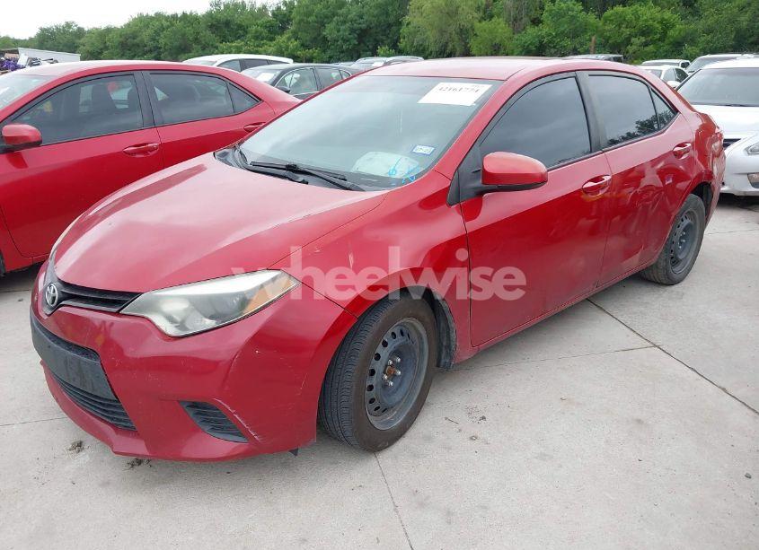 Photo 2 of 2014 Toyota Corolla LE (VIN 5YFBURHE0EP080270)