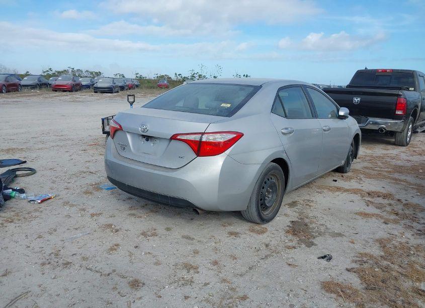 Photo 4 of 2014 Toyota Corolla LE (VIN 5YFBURHE0EP080429)