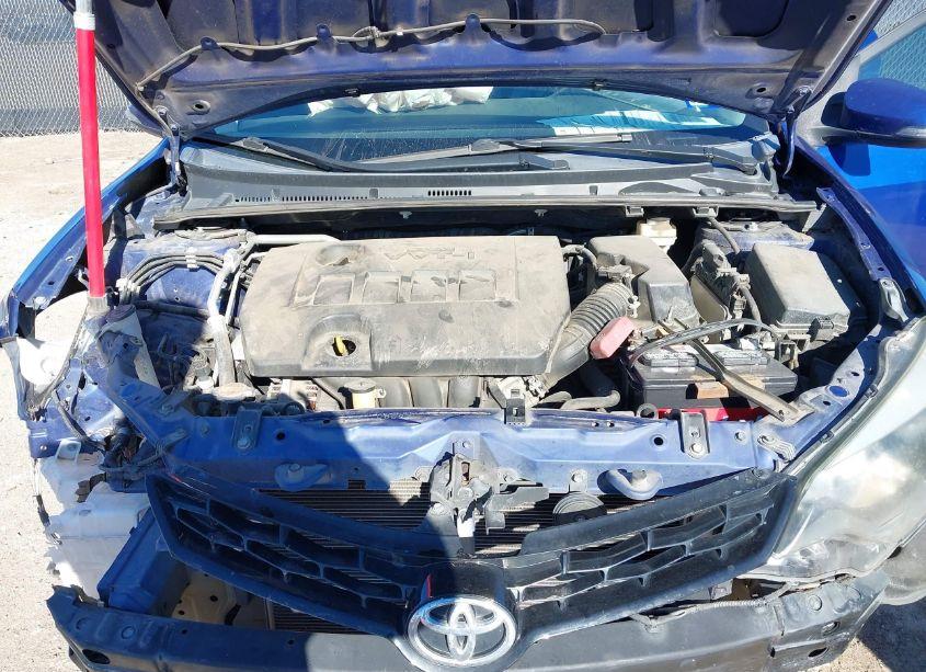 Photo 10 of 2014 Toyota Corolla L/LE/LE PLS/PRM/S/S PLS (VIN 5YFBURHE0EP083654)