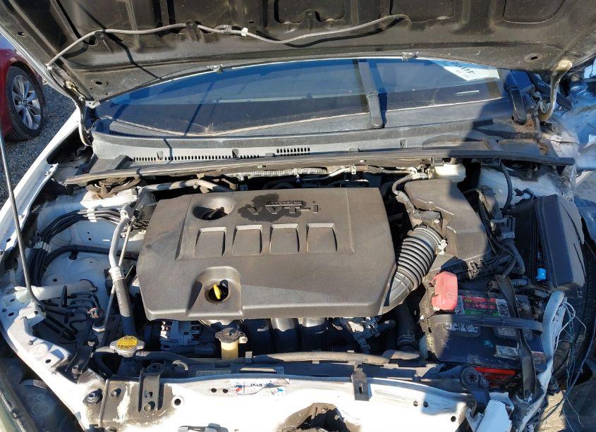 Photo 10 of 2014 Toyota Corolla S/S PLUS/S PREMIUM (VIN 5YFBURHE0EP100419)