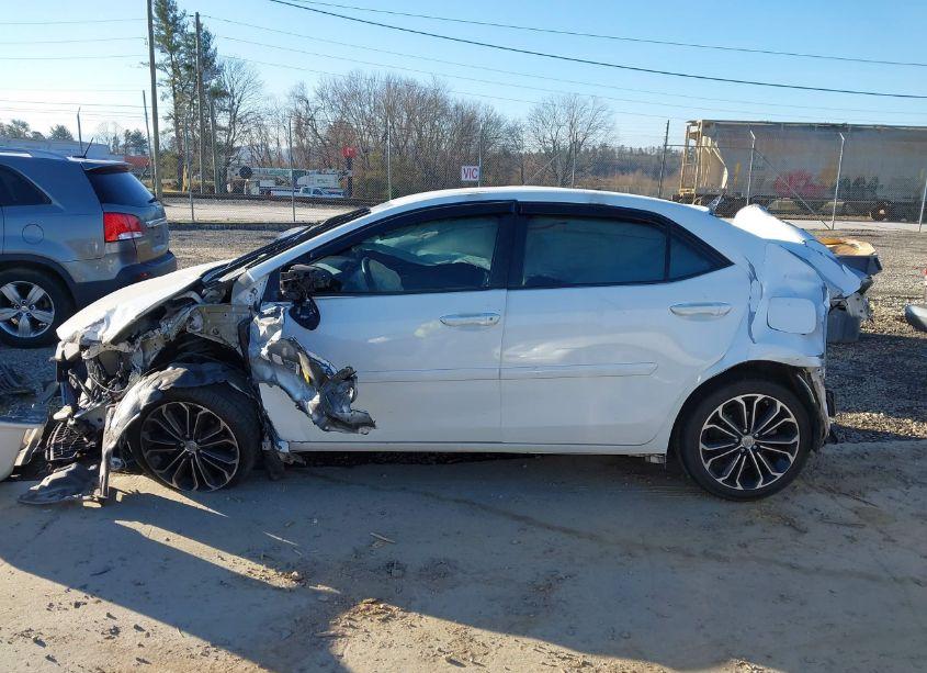 Photo 15 of 2014 Toyota Corolla S/S PLUS/S PREMIUM (VIN 5YFBURHE0EP100419)