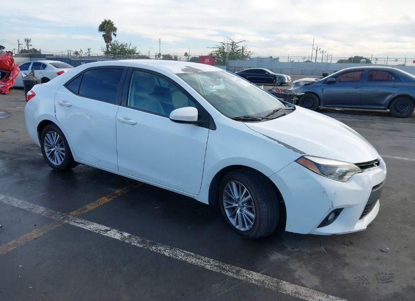 2014 Toyota Corolla LE PLUS (VIN 5YFBURHE0EP102249) main photo