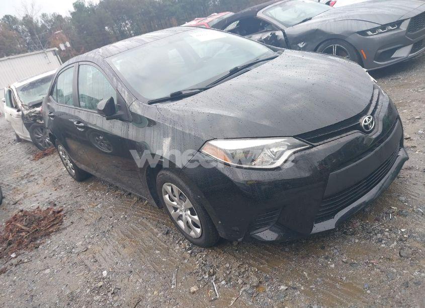 2014 Toyota Corolla LE (VIN 5YFBURHE0EP112585) main photo