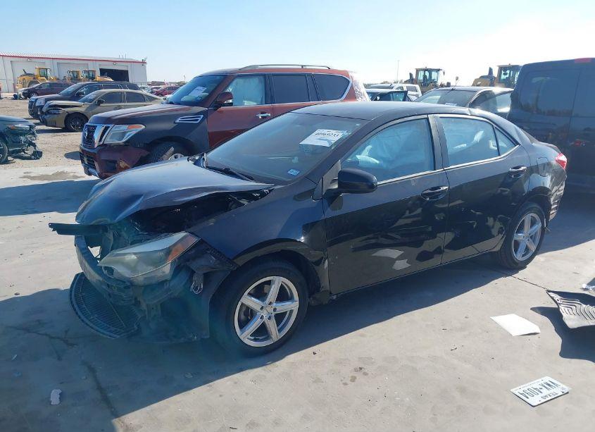 Photo 2 of 2014 Toyota Corolla LE (VIN 5YFBURHE0EP146820)