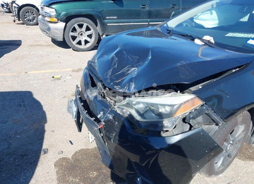 Photo 6 of 2014 Toyota Corolla LE (VIN 5YFBURHE0EP155940)