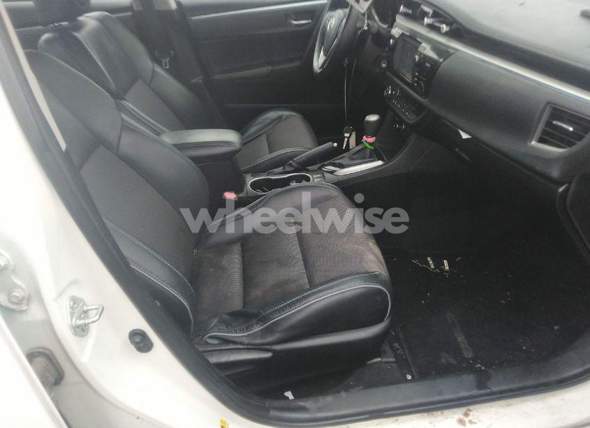 Photo 5 of 2014 Toyota Corolla S PLUS (VIN 5YFBURHE0EP157056)