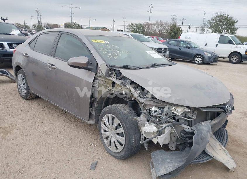 2014 Toyota Corolla LE (VIN 5YFBURHE0EP170566) main photo