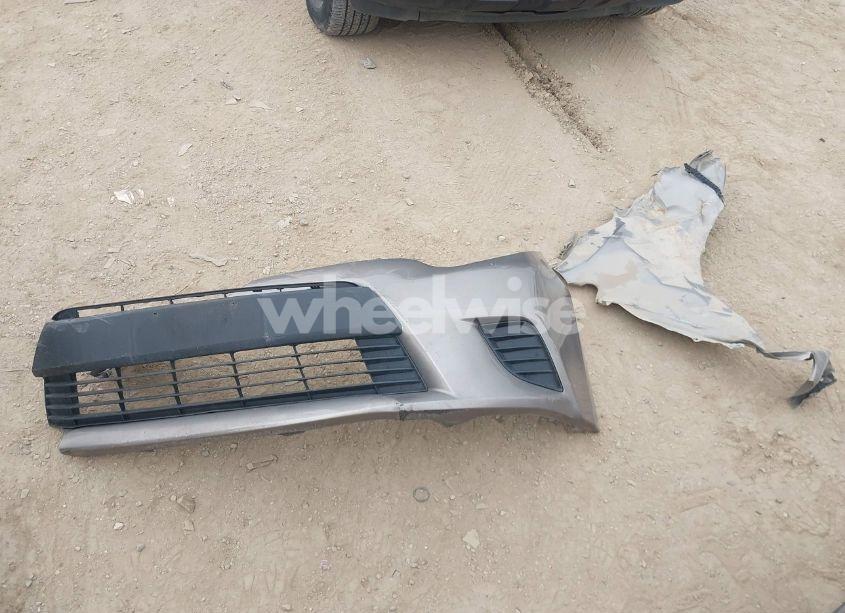 Photo 11 of 2014 Toyota Corolla LE (VIN 5YFBURHE0EP170566)