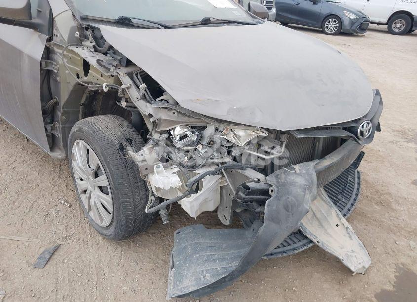 Photo 6 of 2014 Toyota Corolla LE (VIN 5YFBURHE0EP170566)