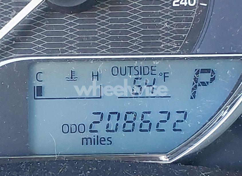 Photo 15 of 2015 Toyota Corolla L (VIN 5YFBURHE0FP190009)