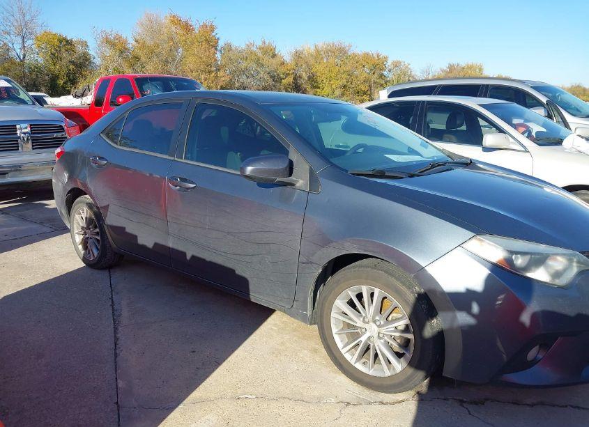 Photo 13 of 2015 Toyota Corolla LE PLUS (VIN 5YFBURHE0FP220352)