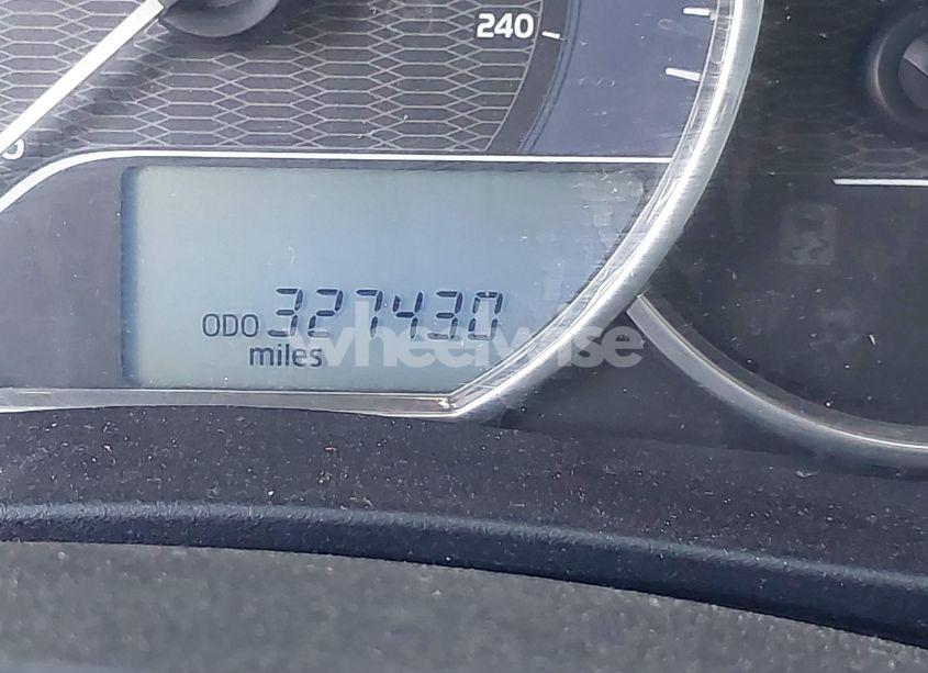 Photo 16 of 2015 Toyota Corolla LE (VIN 5YFBURHE0FP226281)