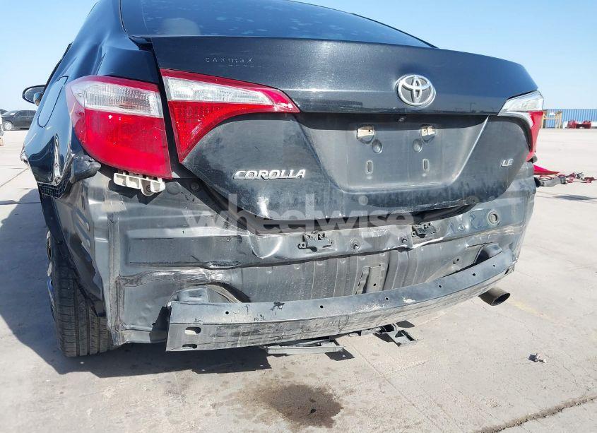Photo 18 of 2015 Toyota Corolla LE (VIN 5YFBURHE0FP226281)