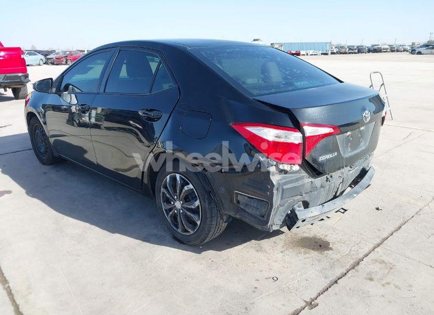 Photo 3 of 2015 Toyota Corolla LE (VIN 5YFBURHE0FP226281)