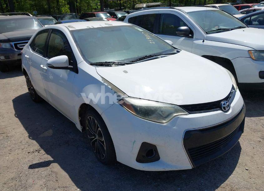 2015 Toyota Corolla S PLUS (VIN 5YFBURHE0FP249057) main photo