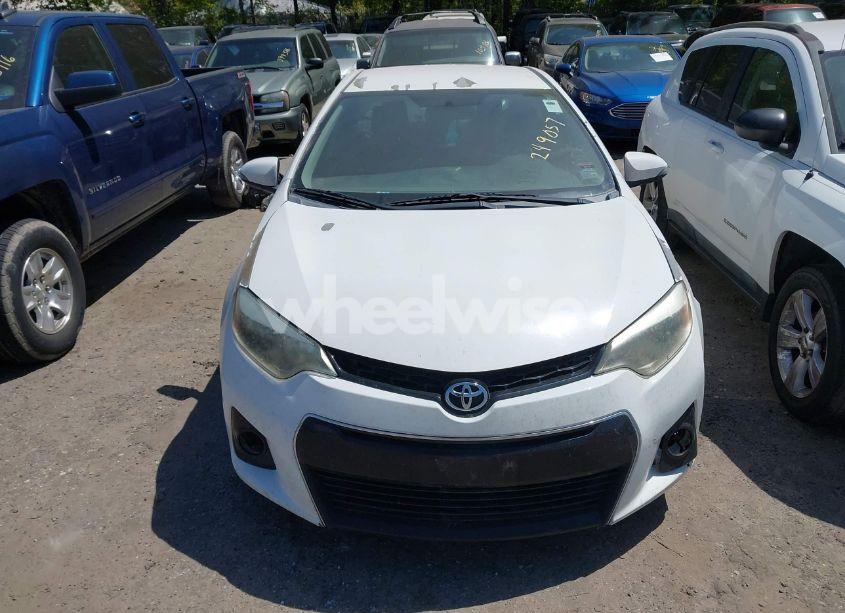 Photo 11 of 2015 Toyota Corolla S PLUS (VIN 5YFBURHE0FP249057)