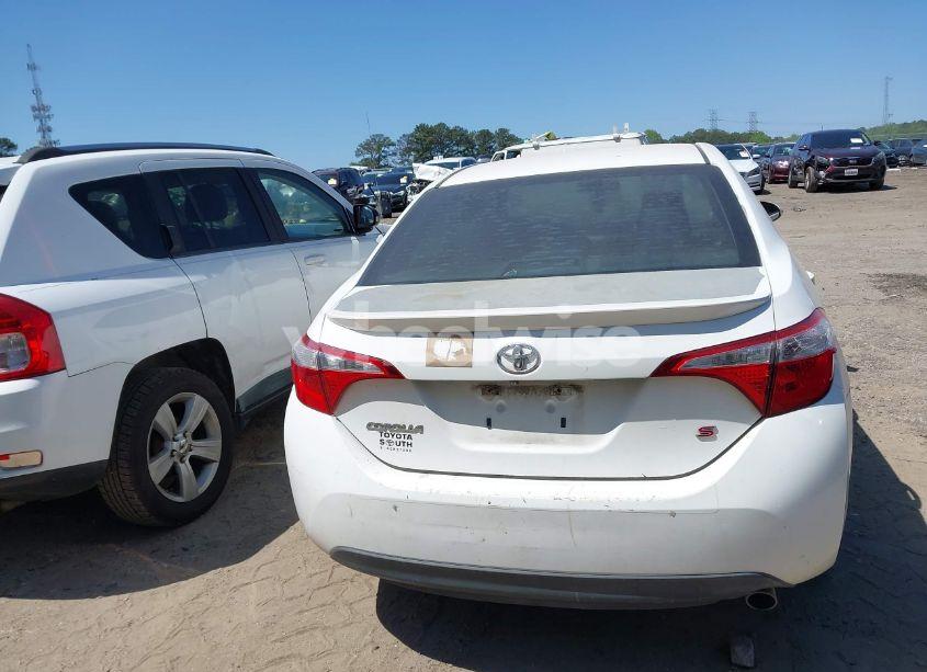 Photo 15 of 2015 Toyota Corolla S PLUS (VIN 5YFBURHE0FP249057)