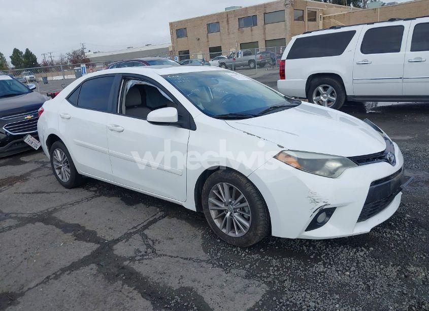 2015 Toyota Corolla L/LE/LE PLS/PRM/S/S PLS (VIN 5YFBURHE0FP253495) main photo