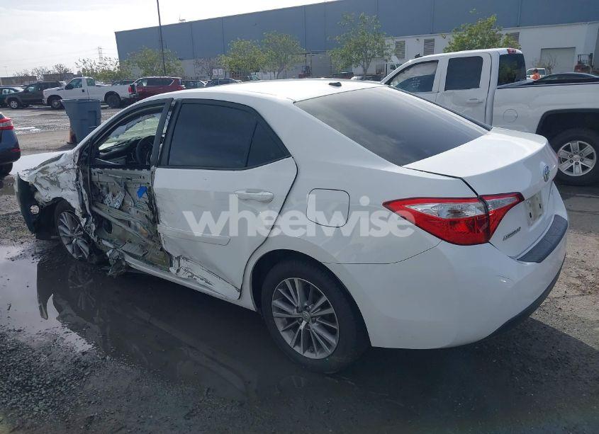 Photo 3 of 2015 Toyota Corolla L/LE/LE PLS/PRM/S/S PLS (VIN 5YFBURHE0FP253495)