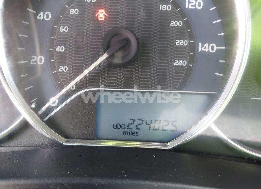 Photo 16 of 2015 Toyota Corolla LE (VIN 5YFBURHE0FP256476)