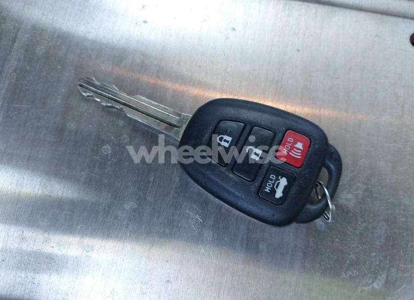 Photo 11 of 2015 Toyota Corolla S PLUS (VIN 5YFBURHE0FP269793)