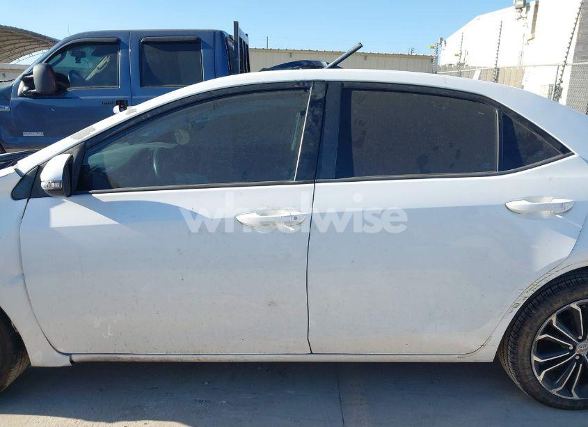 Photo 15 of 2015 Toyota Corolla S PLUS (VIN 5YFBURHE0FP269793)