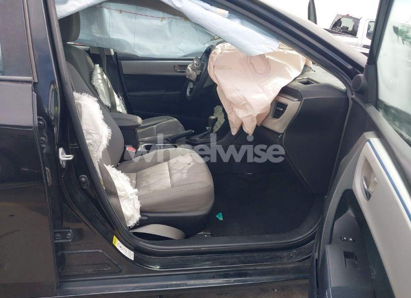 Photo 5 of 2015 Toyota Corolla L/LE/LE PLUS/LE PREMIUM/S/S PLUS/S PREMIUM (VIN 5YFBURHE0FP276551)