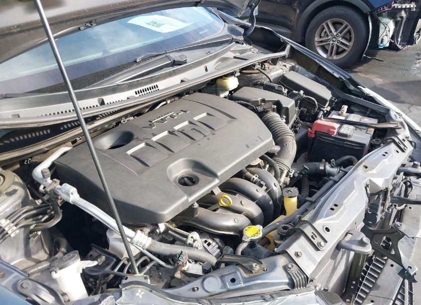 Photo 10 of 2015 Toyota Corolla L (VIN 5YFBURHE0FP304090)