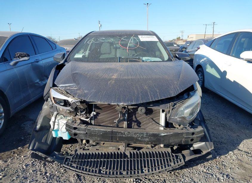 Photo 12 of 2015 Toyota Corolla L (VIN 5YFBURHE0FP304090)