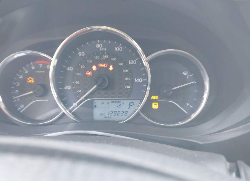 Photo 15 of 2015 Toyota Corolla L (VIN 5YFBURHE0FP304090)