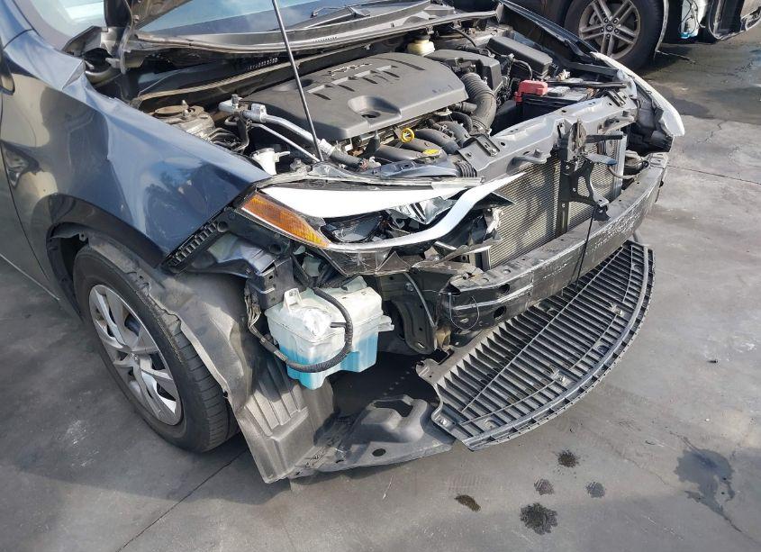 Photo 6 of 2015 Toyota Corolla L (VIN 5YFBURHE0FP304090)